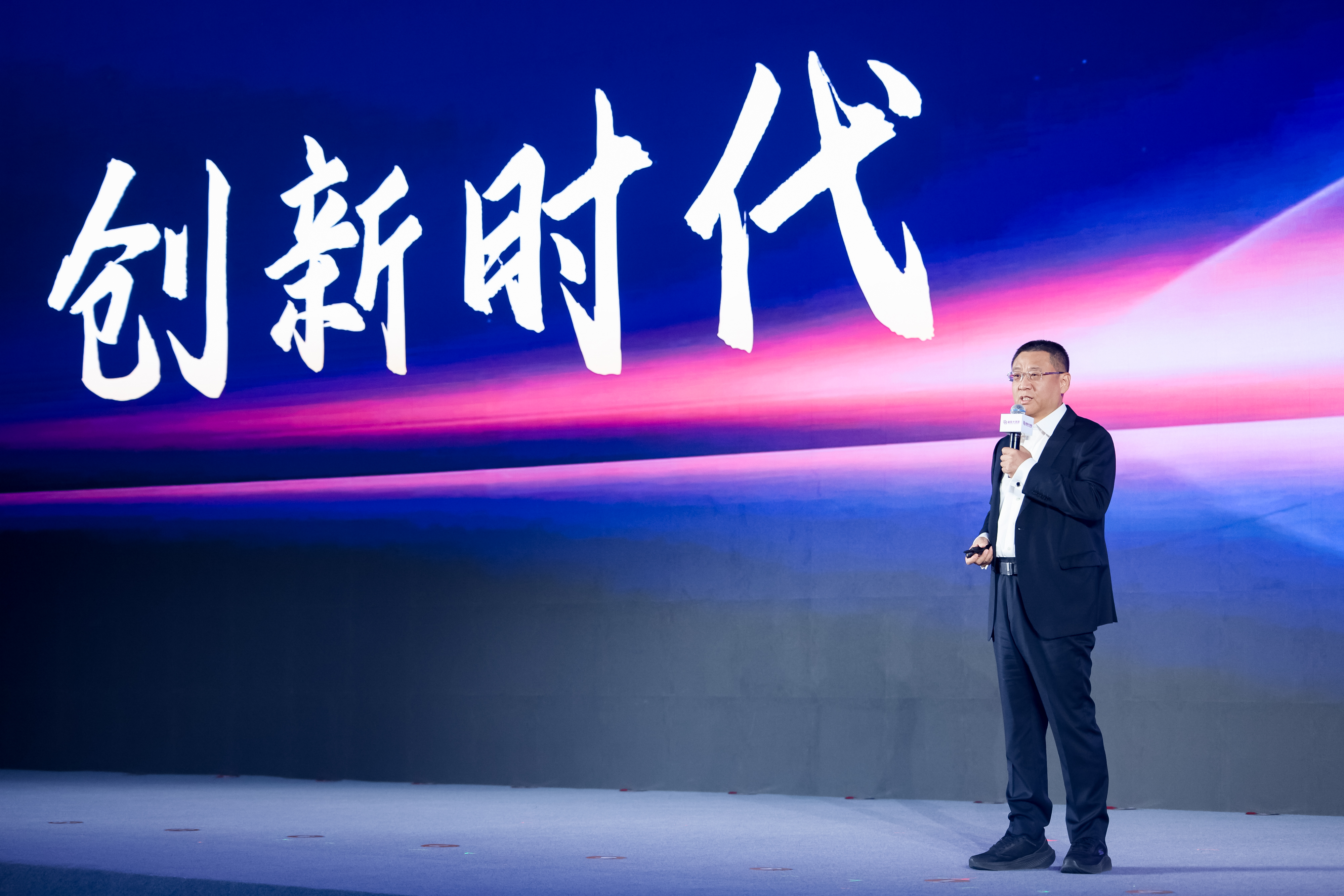 替换：李滨总(1).jpg